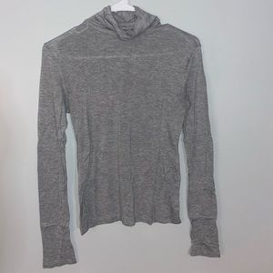 Women’s active top